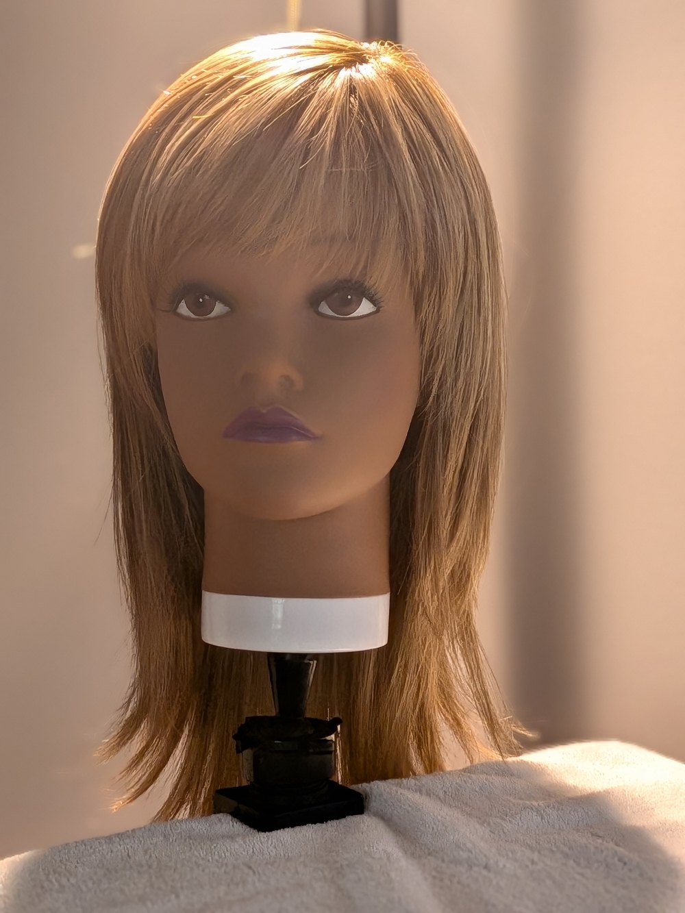 RW Star Quality Wig with Lace front, L Mono Part